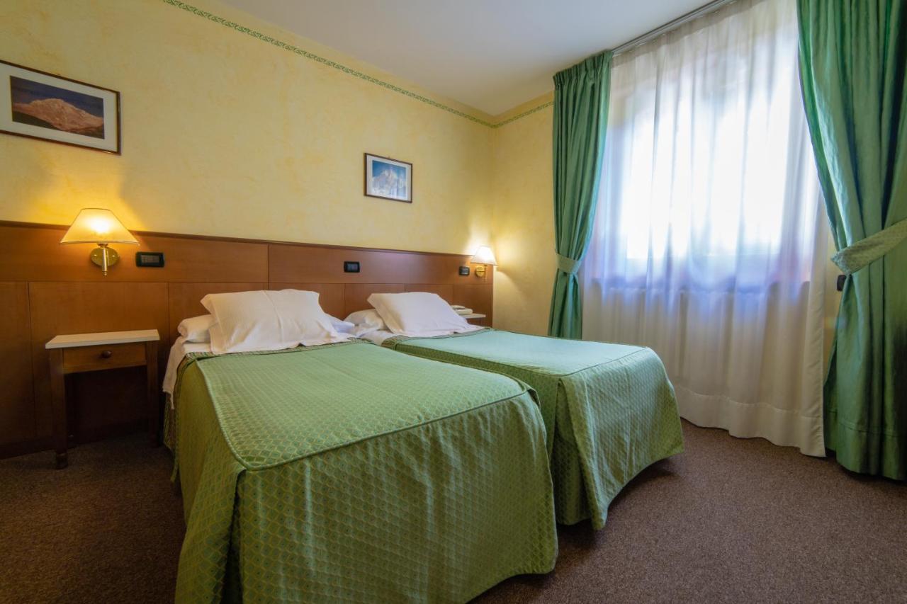 Hotel Beau Sejour Pre-Saint-Didier Exterior photo
