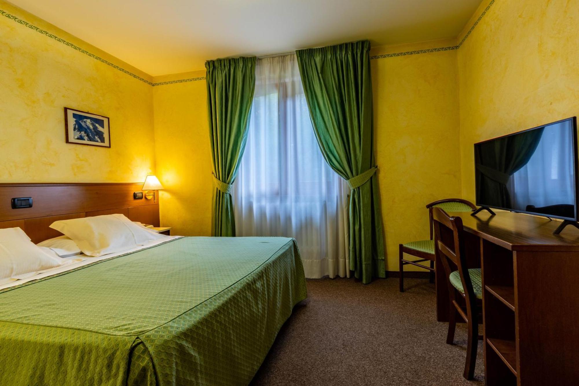 Hotel Beau Sejour Pre-Saint-Didier Exterior photo