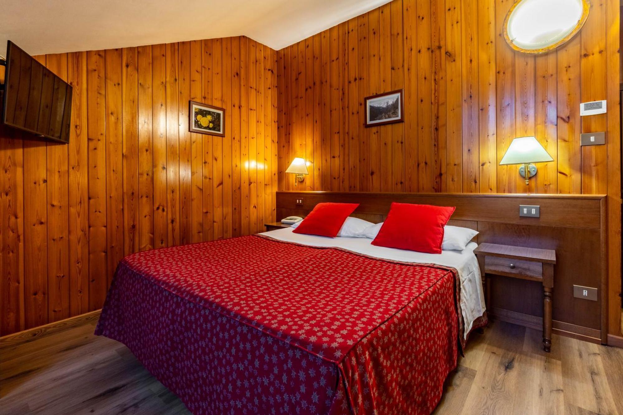 Hotel Beau Sejour Pre-Saint-Didier Exterior photo